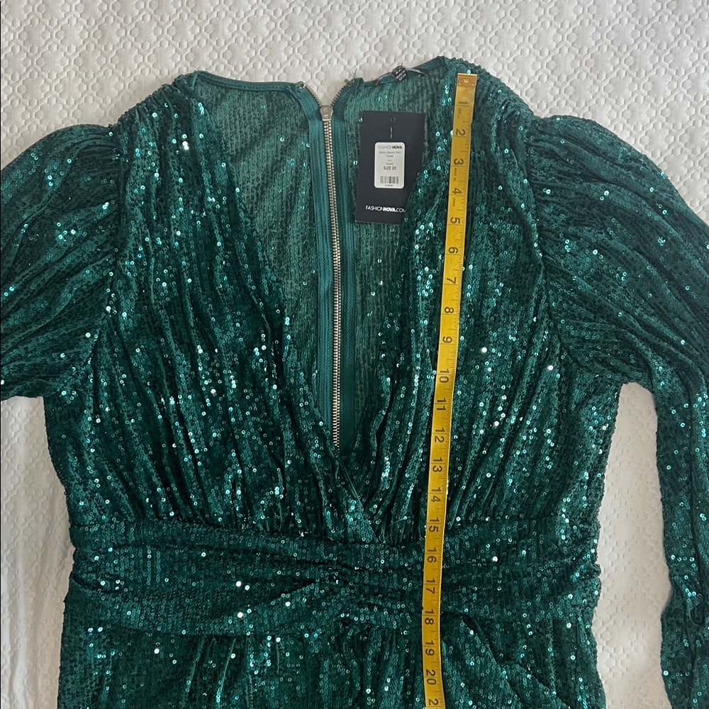 Fashion Nova Green Sequin Formal Dress - Picture 3 of 11